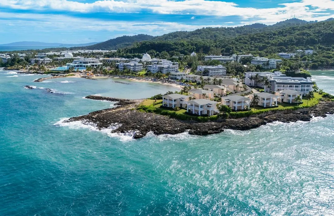 Grand Palladium Lady Hamilton Resort & Spa-1